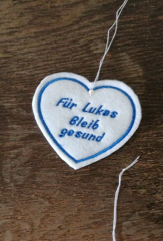 Herz aus Filz mit Wunschtext